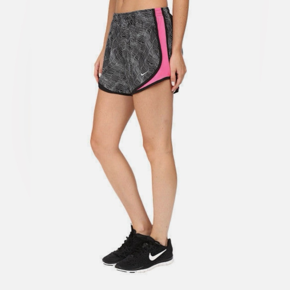 Nike Women’s Dri Fit Tempo Printed Running Shorts